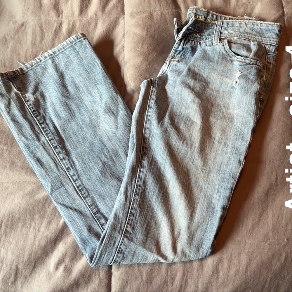 American eagle artist jeans